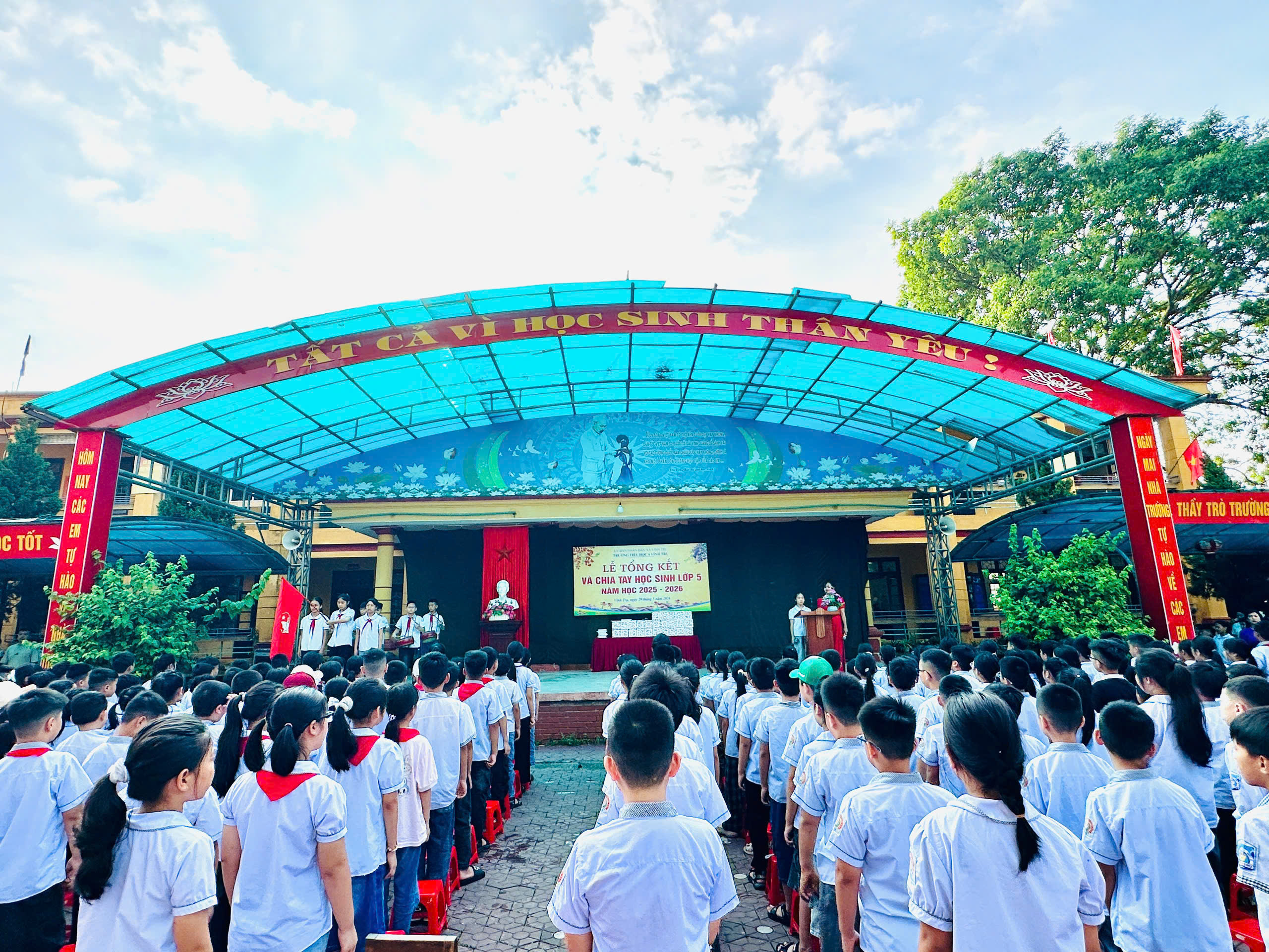 Lễ tổng kết năm học 2025 – 2026 và chia tay học sinh lớp 5
