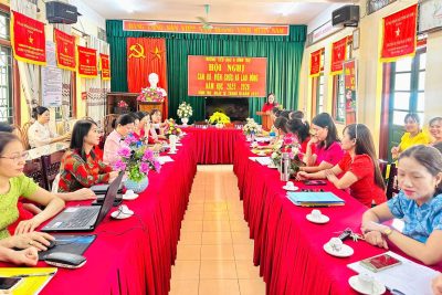 Hội nghị cán bộ viên chức và lao động